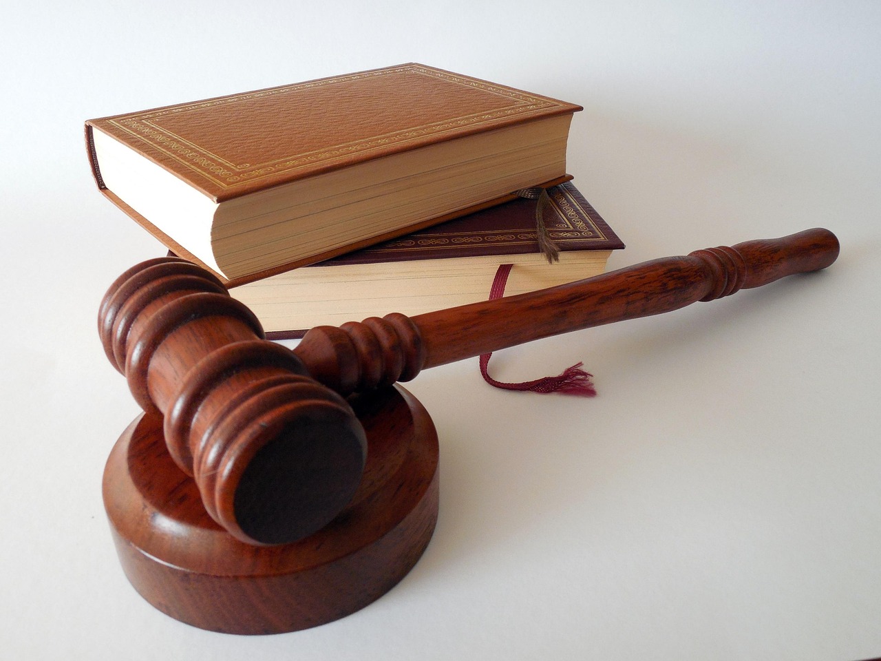 découvrez les principales obligations légales à connaître, leur importance pour les particuliers et les entreprises, et les conséquences du non-respect de la loi. informez-vous pour rester en conformité en toute situation.